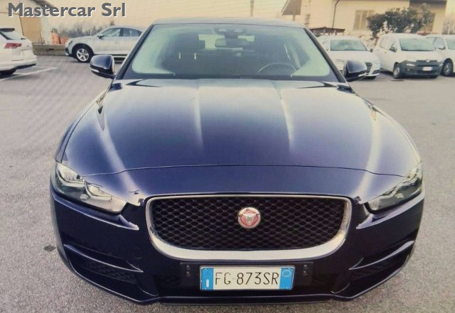 Jaguar XE XE 2.0d Pure Business edition 180cv tg: FG873SR - foto 4 di 4