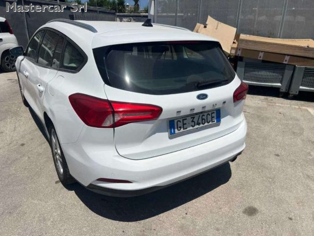 Ford Focus Focus retrocamera 1.5 ecoblue Business Co-pilot TG - foto 3 di 4