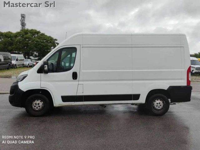 Peugeot Boxer 330 L2H2 2.2 BlueHDi 140cv - GB382KR - foto 3 di 4