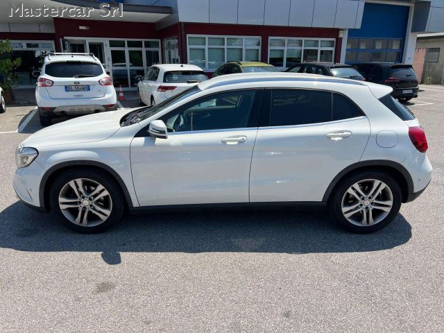 Mercedes-Benz GLA 220 GLA-X156 2014 d (cdi) Sport 4matic 170cv auto - EV - foto 2 di 4