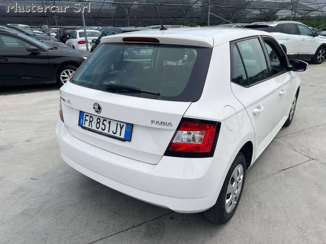 Skoda Fabia Fabia III 2015 Berlina 1.0 mpi Active 60cv - FR851 - foto 3 di 4