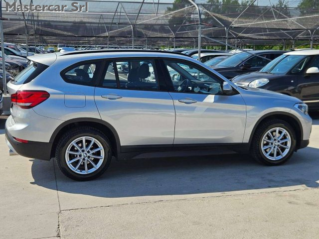 BMW X1 X1 sdrive 18d Business Advantage auto - GG442RD - foto 4 di 4