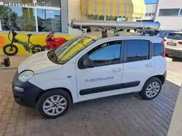 Fiat Panda 1.3 mjt 75cv VAN 4X4 2P N1 - EV824XB - foto 2 di 4