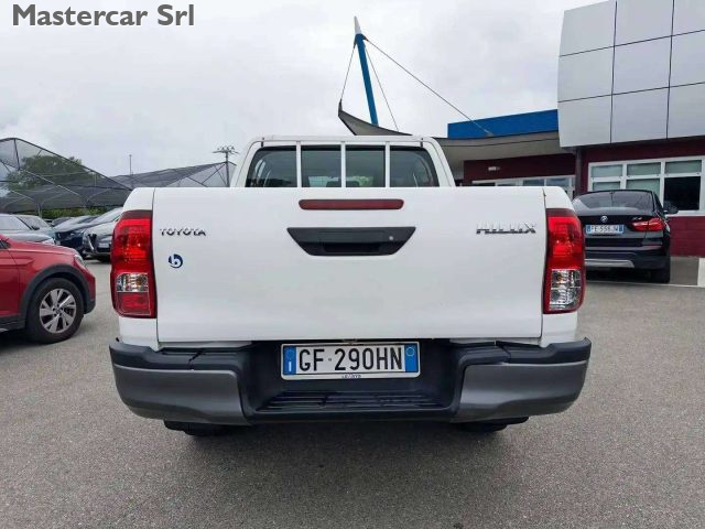 Toyota Hilux Hilux IV 2.4 d-4d double cab Comfort 4wd - GF290HN - foto 4 di 4