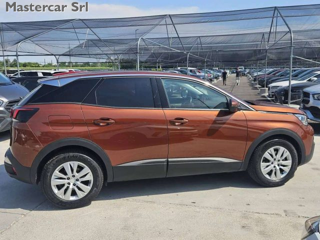 Peugeot 3008 BlueHDI 130cv EAT8 S&S Business - GC042NM - foto 4 di 4