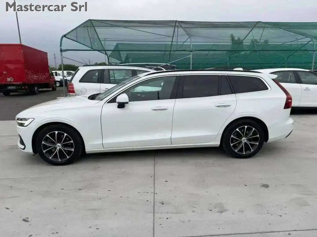 Volvo V60 2.0 b4 197cv Momentum BUSINESS PRO - GG232RK - foto 3 di 4