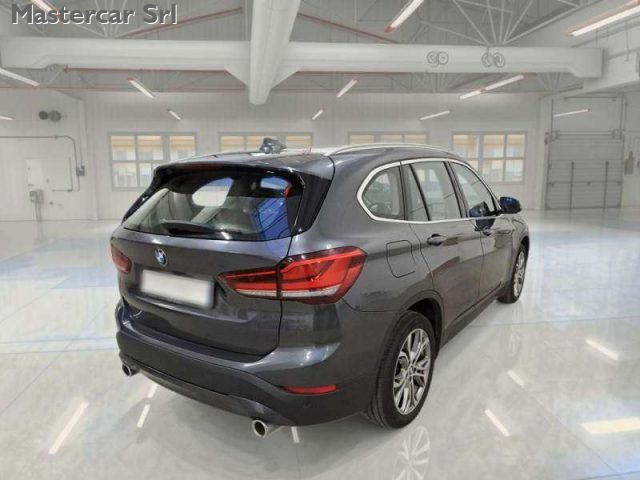 BMW X1 XDRIVE 20D 190cv X-line AUTOMATICO - GF688CA - foto 3 di 4