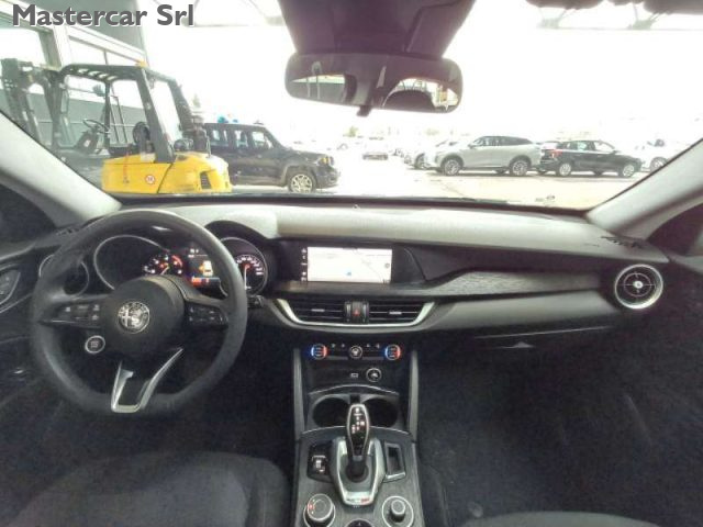 Alfa Romeo Stelvio Stelvio 2.2 td Business Q4 4x4 190cv autom. - ta - foto 4 di 4