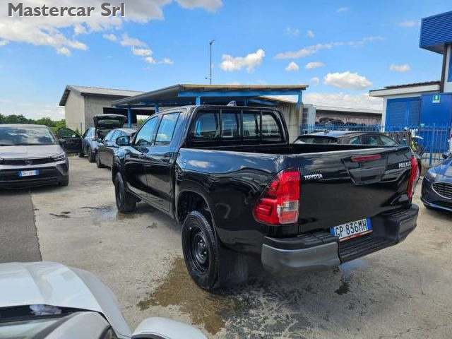 Toyota Hilux Hilux IV 2.4 d-4d double cab Comfort 4wd - GP836MH - foto 4 di 4