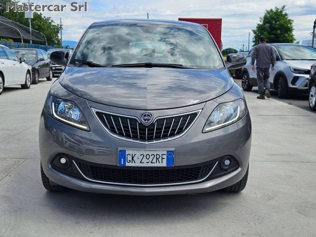 Lancia Ypsilon neopatentati 1.0 firefly hybrid Gold tg :GK292RF - foto 4 di 4