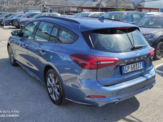 Ford Focus Focus 2022 SW 1.0 ecoboost h ST-Line 125cv powersh - foto 4 di 4