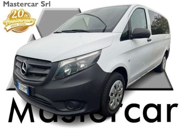 Mercedes-Benz Vito 114 CDI 136cv LONG 6 POSTI MIXTO BUSINESS FZ358RM usato a BASILIANO