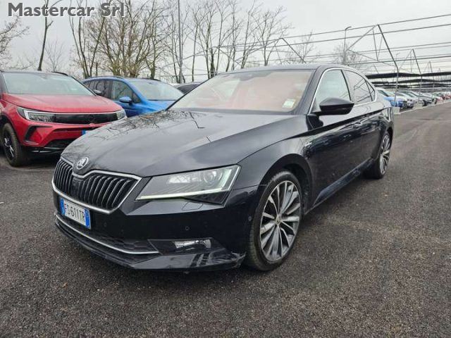 Skoda Superb Superb 2.0 tdi Laurin & Klement 140kw L&K FS611TR - foto 2 di 15