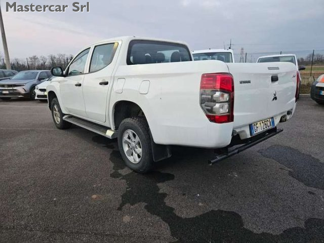 Mitsubishi L200 L200 doppia cab 2.3d Invite Connect 4wd 150cv - GF - foto 4 di 4