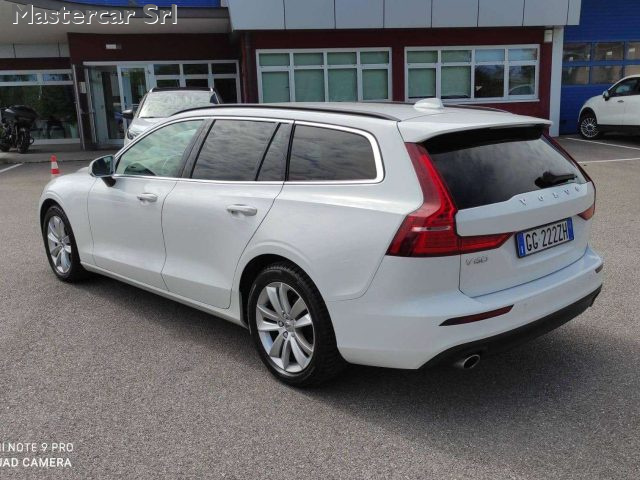 Volvo V60 V60 II 2019 2.0 b4 Momentum Business Pro auto - GG - foto 4 di 4