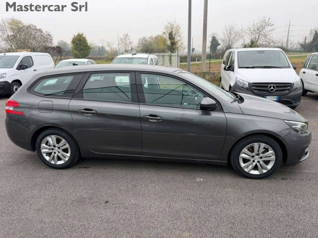 Peugeot 308 308 SW SW 1.5 bluehdi s tg : GB443HF - foto 4 di 4