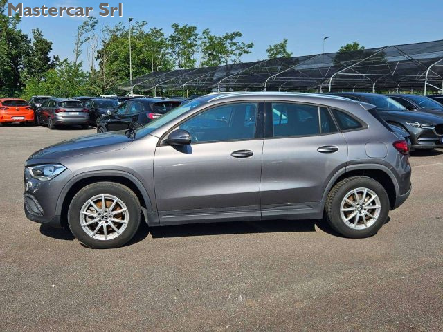 Mercedes-Benz GLA 200 GLA-H247 2020 d Business Extra auto - GE646SX - foto 3 di 4