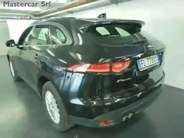 Jaguar F-Pace F-Pace 2.0d i4 Pure awd 180cv - FL778XY - foto 4 di 4