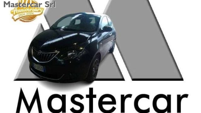 Lancia Ypsilon 5 posti Neopatentati 1.0 hybrid Gold tg: GK585ZB usato a BASILIANO