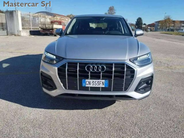 Audi Q5 Sportback 40 2.0 tdi Advanced 4x4 s-tronic GN353FN - foto 3 di 4
