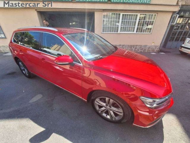 Volkswagen Passat Variant Passat VIII Variant 2.0 tdi Executive 150cv dsg - - foto 3 di 4