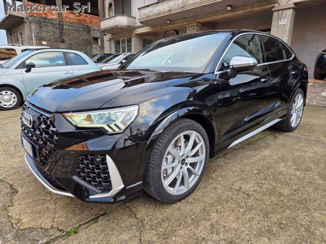 Audi RS Q3 Q3 Sportback 2.5 quattro s-tronic - targa GJ253YR - foto 2 di 4