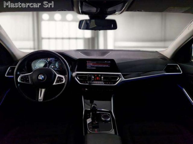 BMW 318 Serie 3 Touring 318d Touring mhev 48V Business Adv - foto 4 di 4