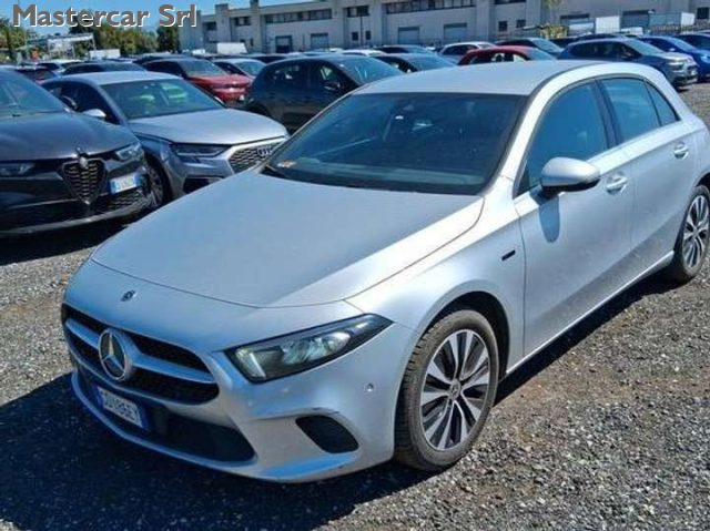 Mercedes-Benz A 250 Classe A e eq-power Business Extra auto - GD186EY - foto 2 di 4