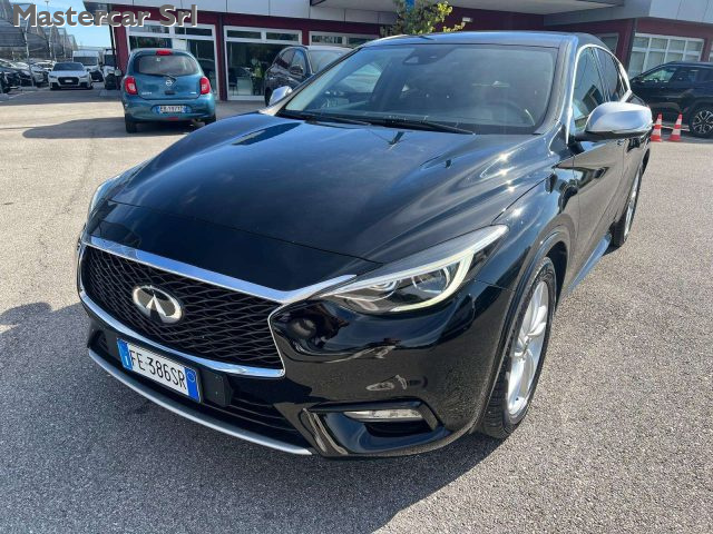 Infiniti Q30 Q30 1.5d Business Executive 109cv dct - FE386SR usato a BASILIANO