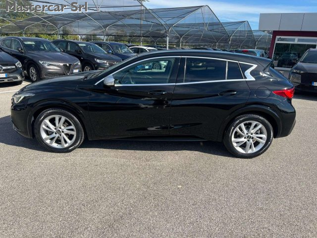 Infiniti Q30 Q30 1.5d Business Executive 109cv dct - FE386SR - foto 2 di 4