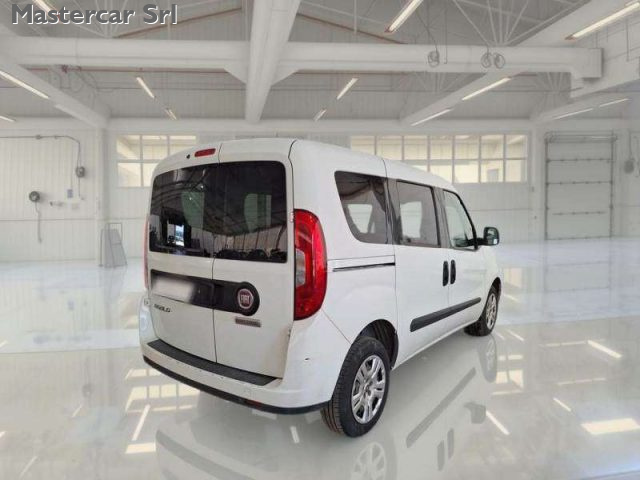 Fiat Doblo DOBLÒ COMBI 5 POSTI 1.6 MJT 105CV SX - FY266KH - foto 4 di 4