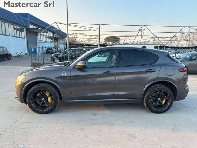 Alfa Romeo Stelvio Stelvio 2.9 bi-t V6 Quadrif. Q4 510cv auto FR069VZ - foto 3 di 4