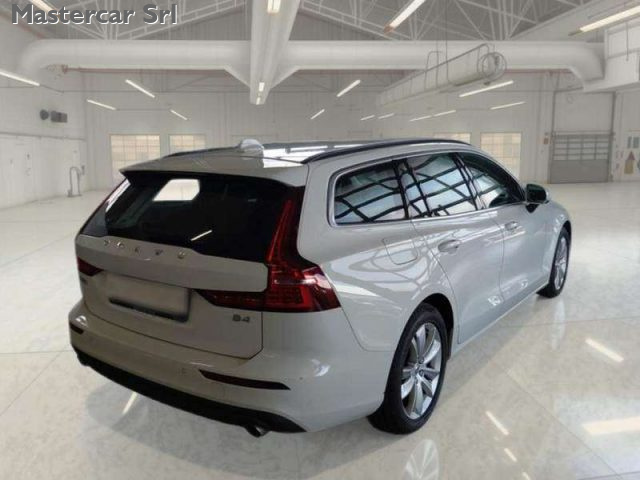 Volvo V60 V60 2.0 b4 Momentum Business Pro auto - GG115ZL - foto 3 di 4