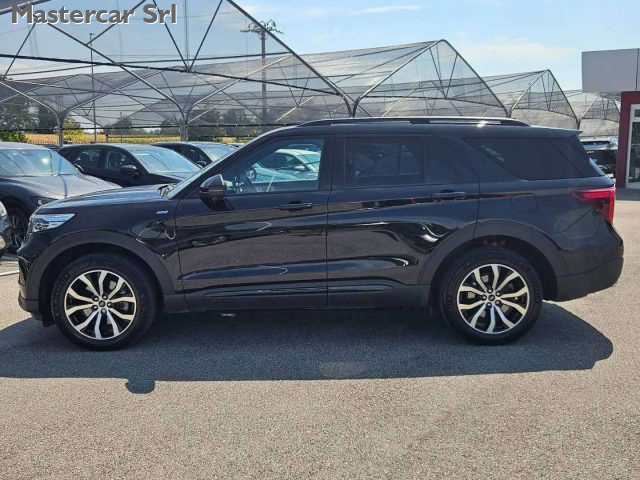 Ford Explorer 3.0 PHV 457CV ST-Line Auto - GK711NK - foto 3 di 15