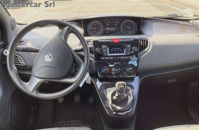 Lancia Ypsilon 1.0 FireFly 70cv S&S Hybrid SILVER PLUS - GM035BN - foto 3 di 3