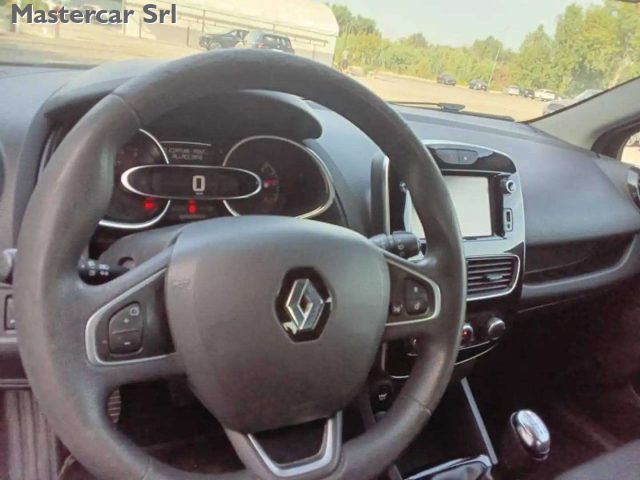 Renault Clio Clio 1.2 16v Zen 75cv 5p - FK670YB - foto 3 di 6