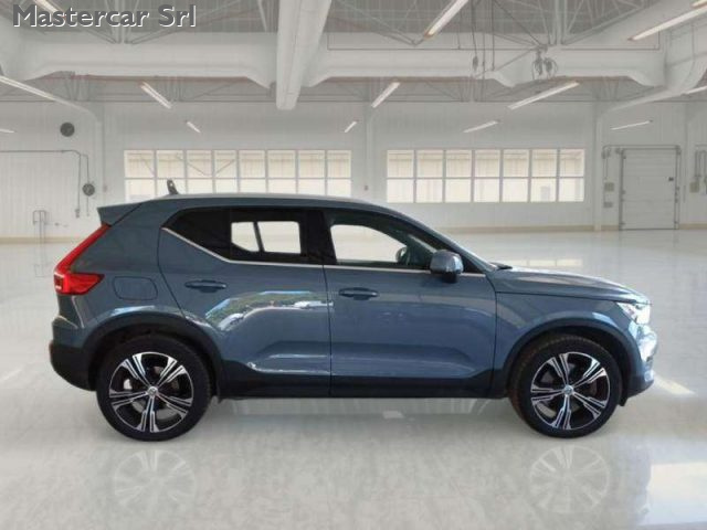 Volvo XC40 1.5 t4 phev Inscription Expression Auto - GH070HS - foto 3 di 8