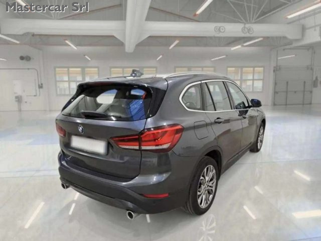 BMW X1 XDRIVE 20D 190cv X-line AUTOMATICO - GF688CA - foto 3 di 4