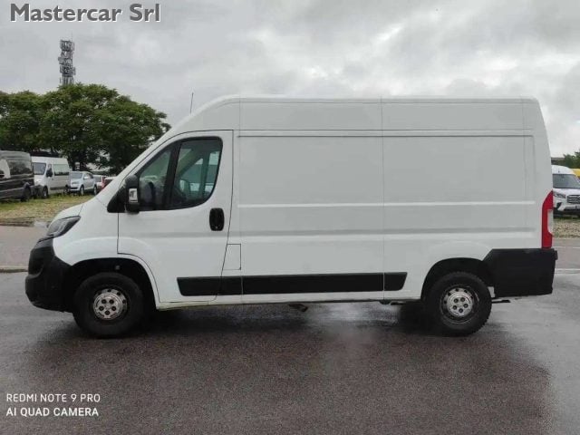 Peugeot Boxer 330 L2H2 2.2 BlueHDi 140cv - GB382KR - foto 3 di 13
