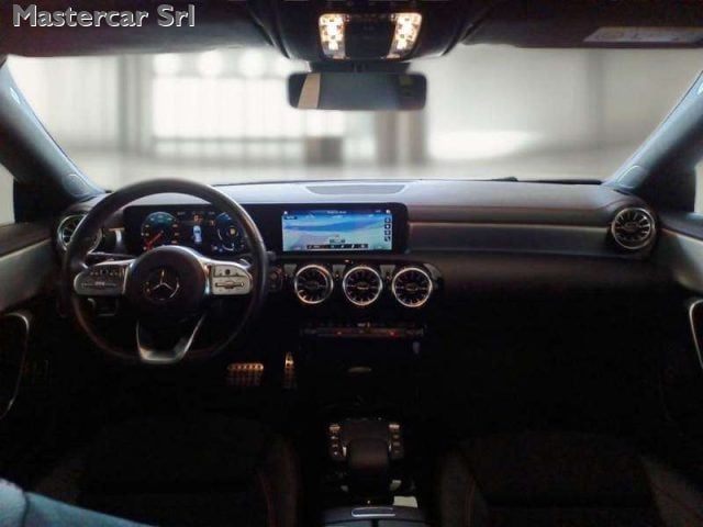 Mercedes-Benz CLA 180 CLA Shooting Brake Premium auto - GE748CY - foto 4 di 11