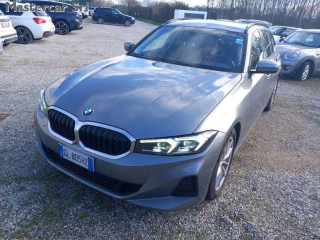 BMW 318 Serie 3 G21 2022 Touring 318d Touring mhev 48V aut - foto 2 di 4