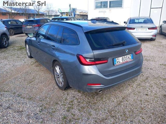 BMW 318 Serie 3 G21 2022 Touring 318d Touring mhev 48V aut - foto 4 di 4