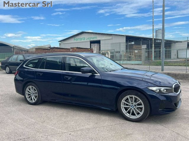 BMW 320 Serie 3 G21 2022 Touring 320e Touring auto - GT486 - foto 3 di 4