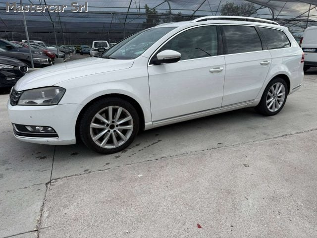 Volkswagen Passat Variant Passat VI Variant 2.0 tdi Highline 4motion 170cv E - foto 2 di 4