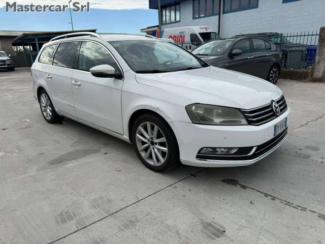 Volkswagen Passat Variant Passat VI Variant 2.0 tdi Highline 4motion 170cv E - foto 3 di 4