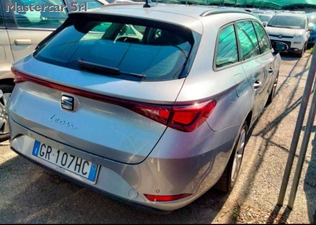 SEAT Leon SW 2.0 TDI 150cv STYLE DSG - GR107HC - foto 3 di 4