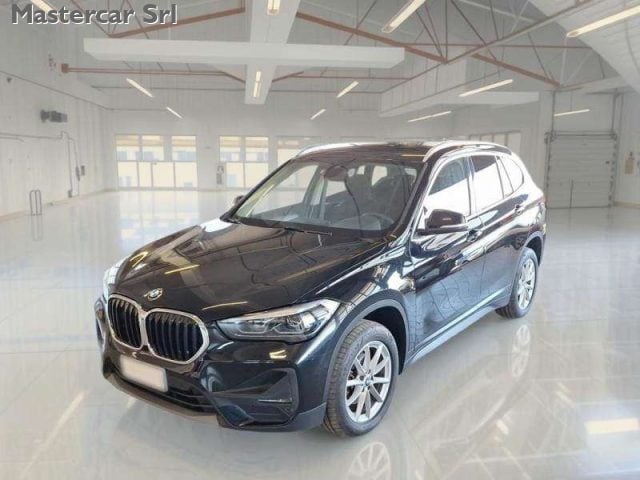 BMW X1 X1 sdrive16d Business Advantage auto - GD206BJ, del 2020, 243.000 km, in vendita a Basiliano (UD)