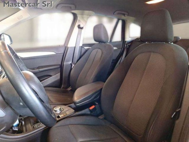 BMW X1 X1 sdrive16d Business Advantage auto - GD206BJ - foto 4 di 4