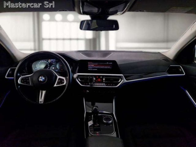 BMW 318 Serie 3 Touring 318d Touring mhev 48V Business Adv - foto 4 di 4