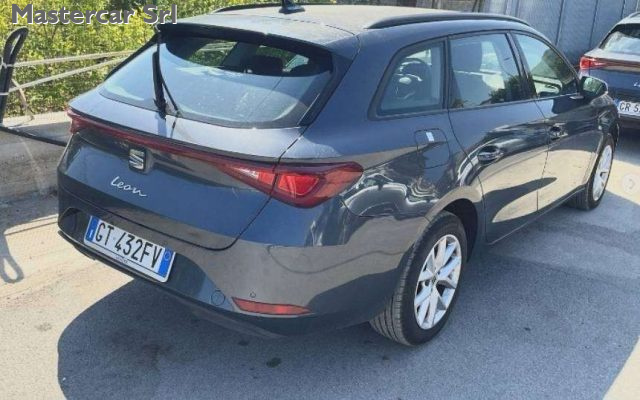 SEAT Leon SW 2.0 TDI 150cv STYLE DSG - GT432FV - foto 3 di 4